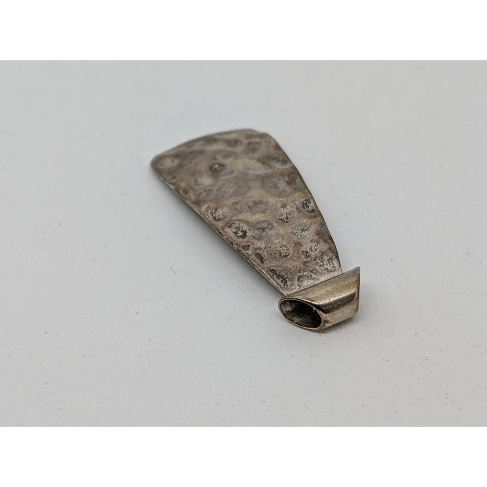 925‎ Retired Sterling Silver Hammered Tie Small Charm Pendant